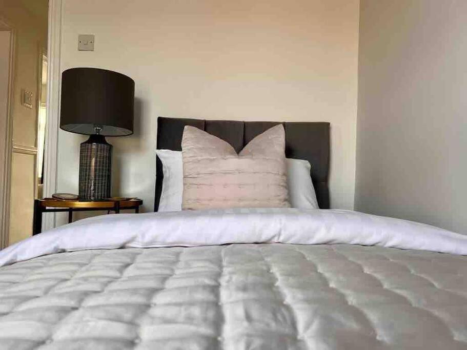 Anfield Home Sleeps 5 Close To Lfc Free Parking Liverpool Ngoại thất bức ảnh