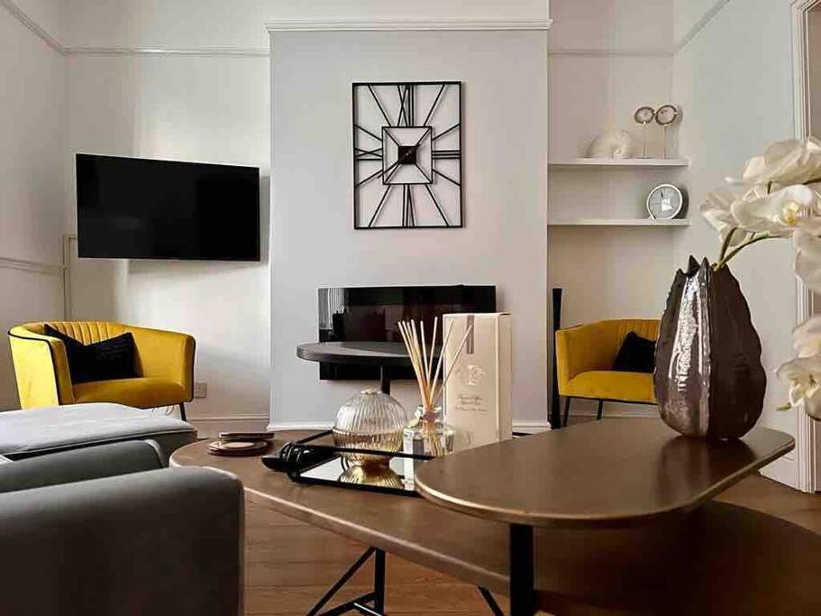 Anfield Home Sleeps 5 Close To Lfc Free Parking Liverpool Ngoại thất bức ảnh